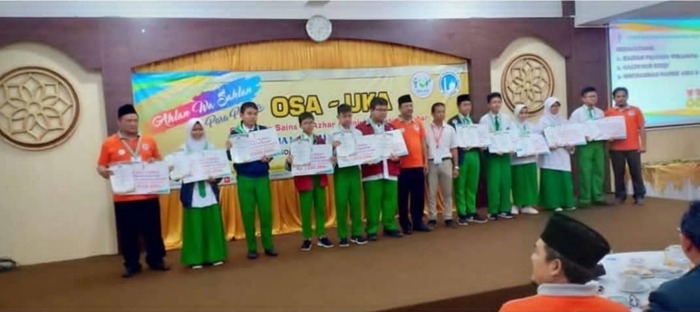 SMPIA 31 meraih Medali Emas di  OLKA (Olimpiade dan Lomba Kompetisi Al Azhar Se-Indonesia) 2019