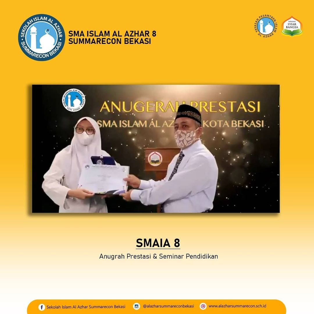 Anugerah Prestasi kepada murid yang telah berprestasi pada lomba tingkat Jabodetabek dan Nasional